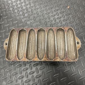 Vintage Cast Aluminum Cornbread Mold
